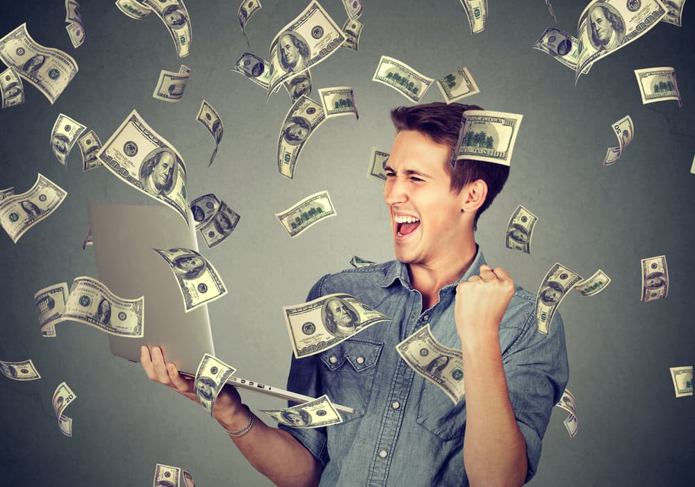 <b>Dinero y fortuna -</b>
<br>Venus retrógrado causa ciertas incertidubres, el dinero llegará en su momento. Durante estos próximos días recibirás un ingreso extra procedente de un pago atrasado que pensaste no iba a llegarte a tiempo.