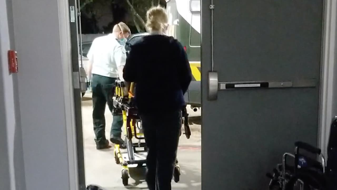 “Cuando nosotros nos dimos cuenta de que había una crisis en El Paso ofrecimos nuestra ayuda”, dijo a Univision 45 el doctor Varón.