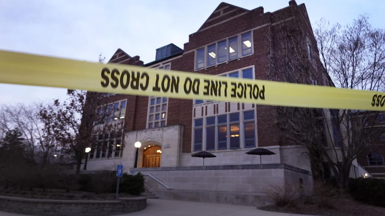 Tiroteo en fiesta deja un menor de edad muerto y una mujer herida en Chicago