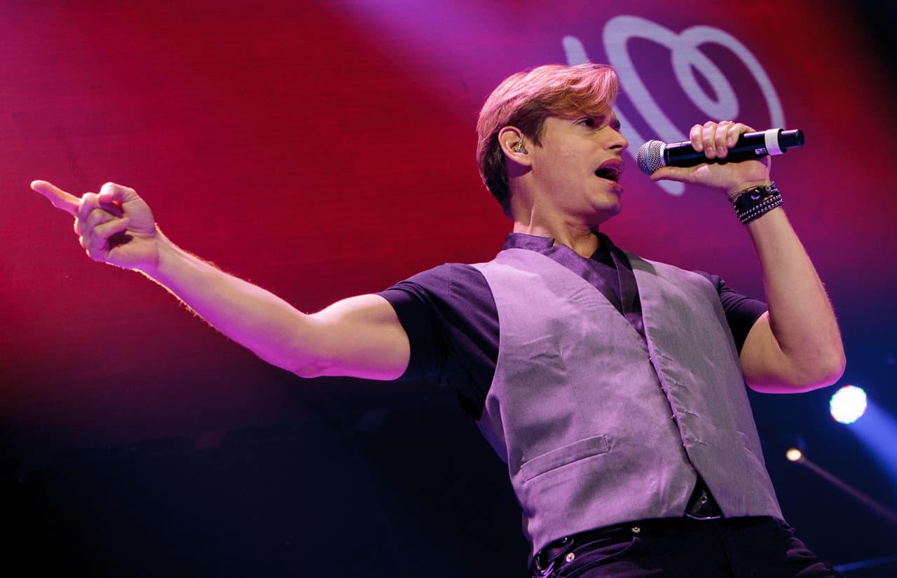 De acuerdo con la información presentada, el joven no tiene oportunidades actuales de conseguir un trabajo. El abogado presentó pruebas, incluyendo los certificados de IRPF (Impuesto sobre la Renta de las Personas Físicas).
<br>