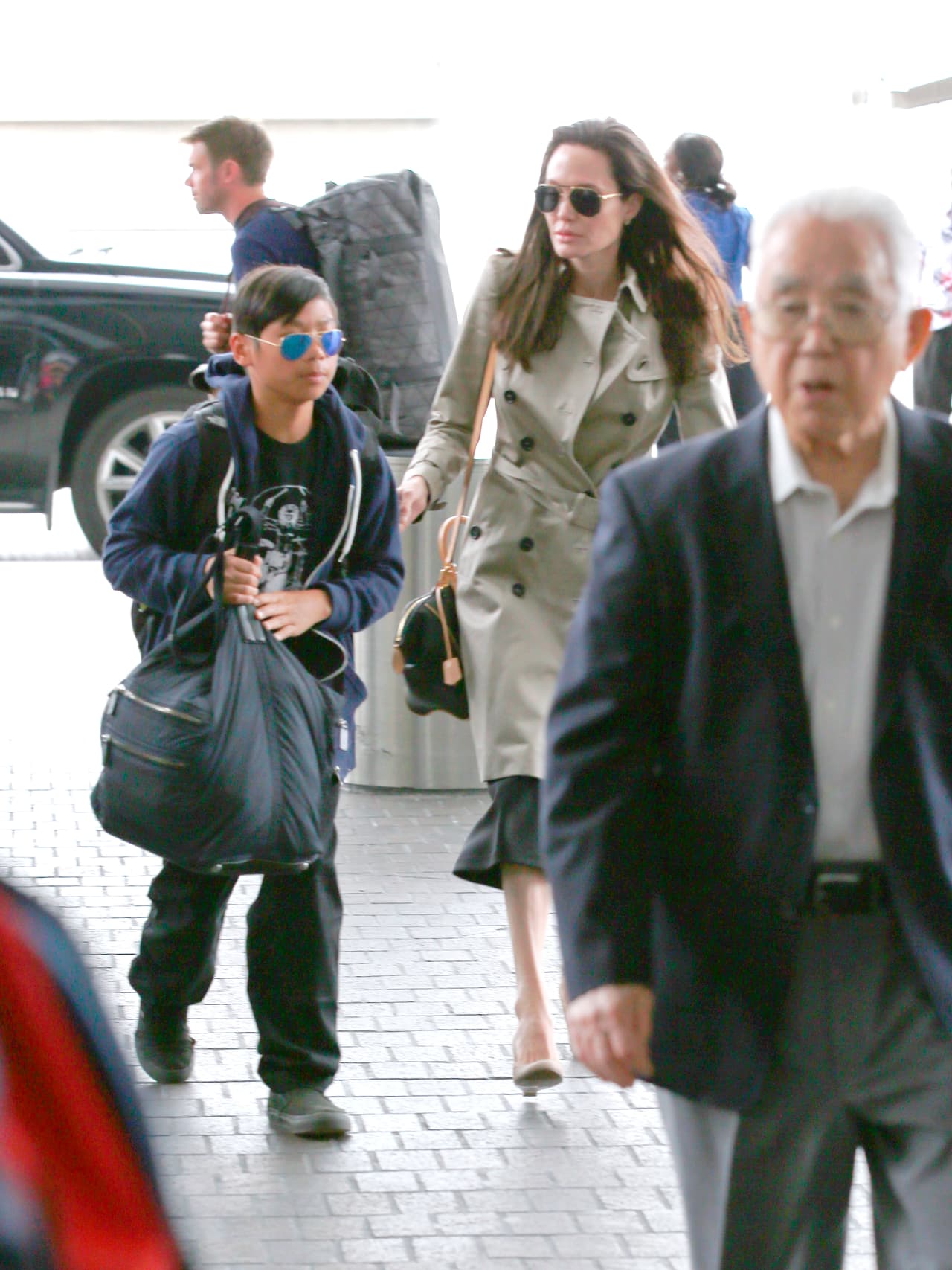 No hay nada mejor que la actriz cuide los pasos de sus pequeños, si es que se quieren pisar terreno en la actuación.