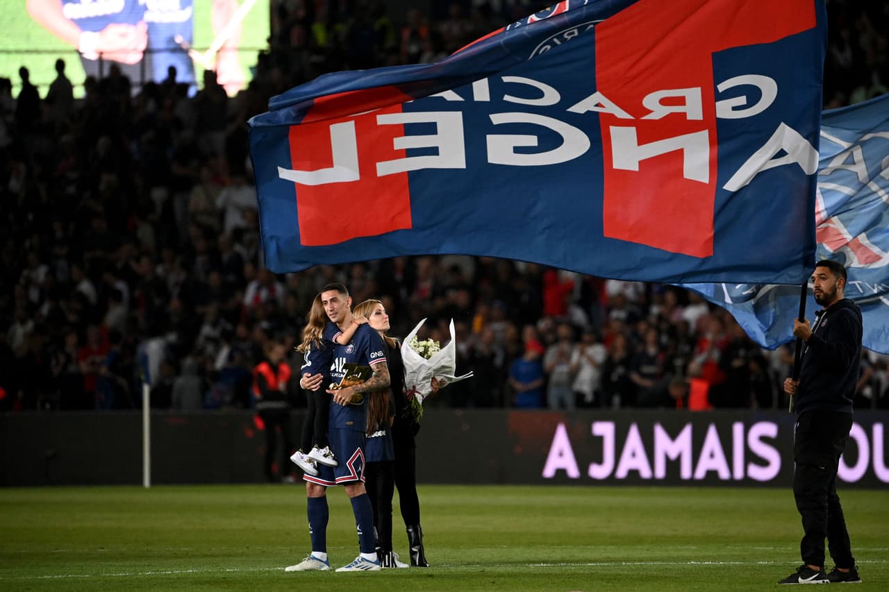 PSG golea 5-0 al Metz con hat-trick de Mbappé y goles de Neymar y Di María -en su despedida- en la Jornada 38 de la Ligue 1.
