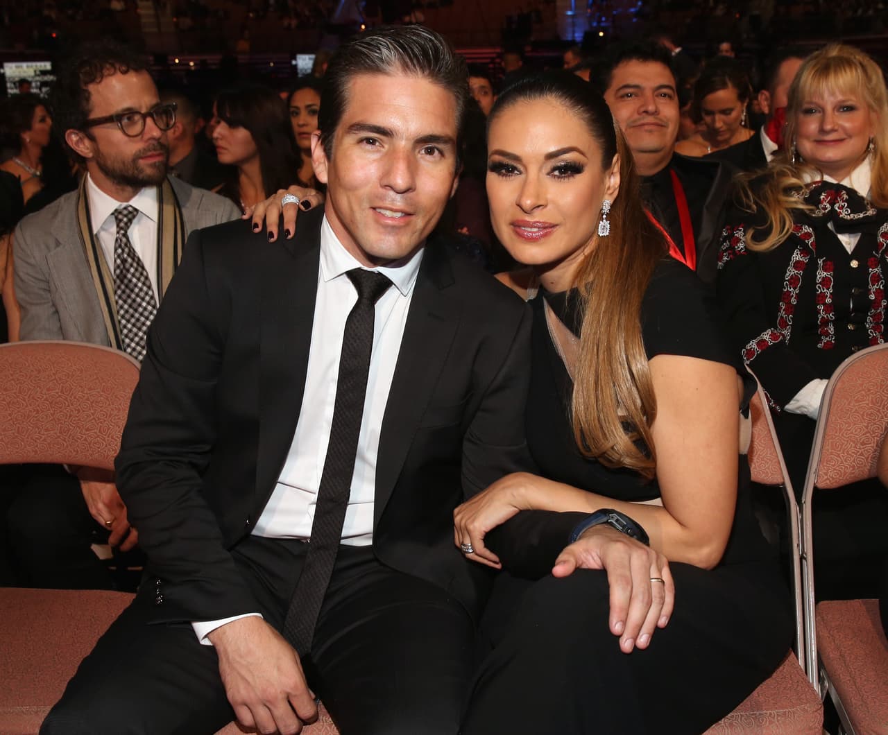 Sin duda el más orgulloso es su marido Fernando Reina.