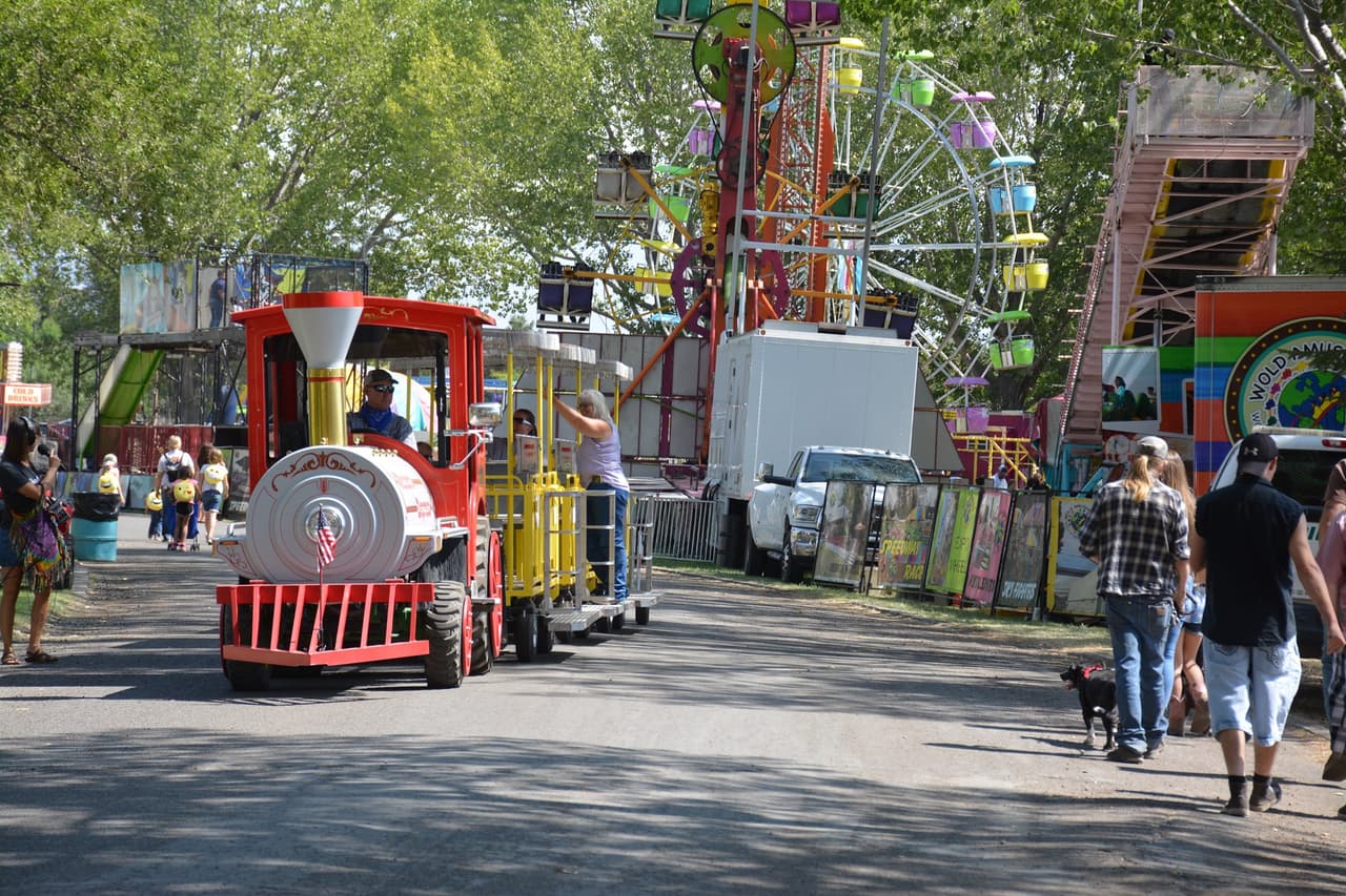 9. En la frontera norte con Oregon y al este con Nevada, el
<b> Condado Modoc</b> es parte de la lista con un salario promedio de 
<b>$50,960 </b>anuales, lo que es 34.9% más bajo que el promedio estatal.