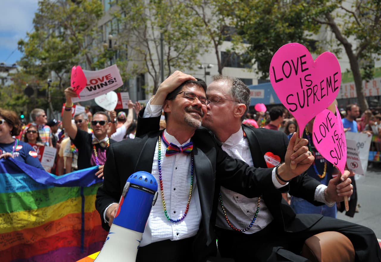 Cientos salieron a las calles de San Francisco para celebrar el Orgullo Gay.