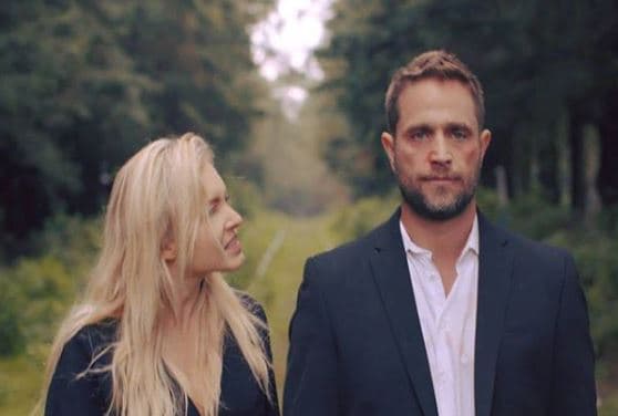 Adaptación de 'En cuerpo ajeno' (1992), escrita por Julio Jiménez. En Colombia, esta producción se convirtió en la segunda más vista en la historia de la televisión pública. En México fue protagonizada por Angelique Boyer y Michel Brown.