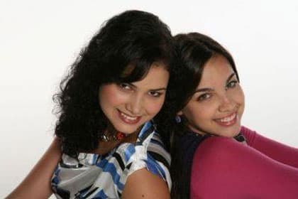 La actriz creció y comenzó su carrera actoral en su natal Venezuela cuando tenía 15 años, aunque hace poco tiempo decidió cambiar de residencia.