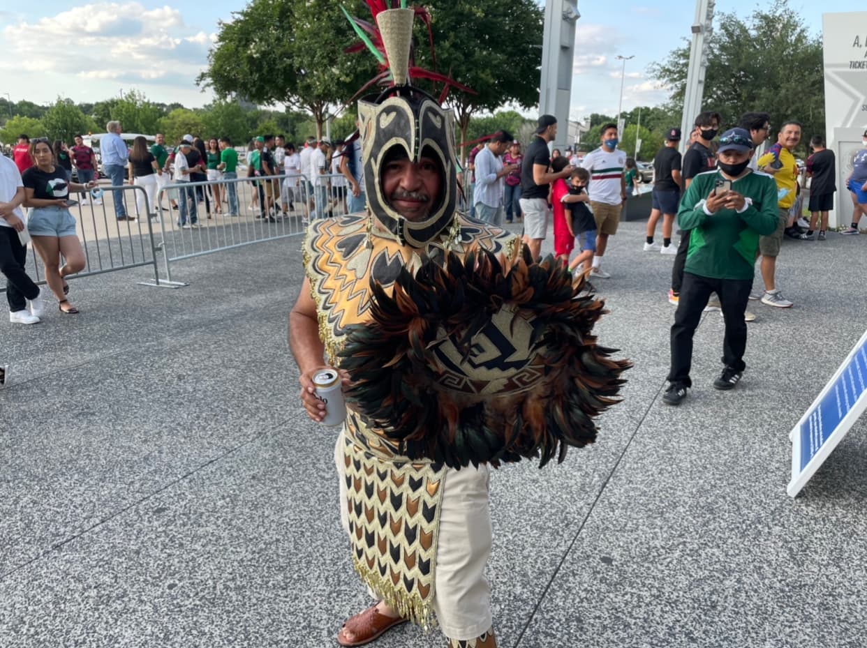 Los trajes típicos de México no pudieron faltar a esta celebración del partido entre el 
<a href="https://www.univision.com/deportes/futbol/amistoso/mexico-vs-islandia-amistosos-internacionales-2021-05-29">Tricolor y la selección de Islandia</a>.