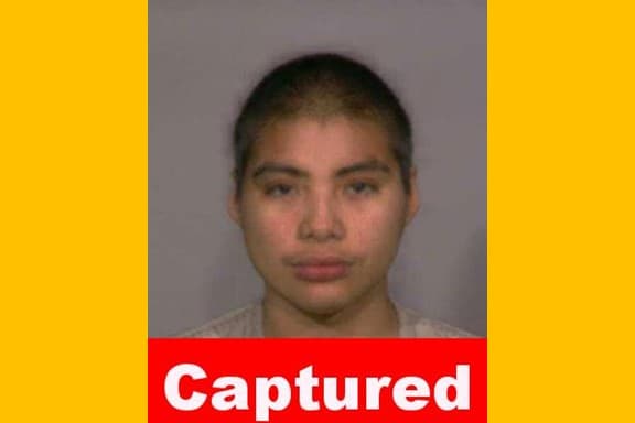 El décimo lugar de la lista lo ocupaba Santiago Villalba Mederos, alias “Pucho” y “Strecht" es un miembro conocido de la pandilla Eastside Lokotes Sureno (ELS). Era buscado por su presunta participación en varios crímenes cometidos en Tacoma, Washington, en 2010. En febrero de ese año, Mederos presuntamente disparó múltiples tiros al aire contra un automóvil matando a una jovencita de 20 años e hiriendo gravemente a su hermano. Fue capturado sin incidentes en junio de este año, en una carretera de Tenancingo, Estado de México.