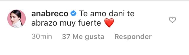 "Te amo 'Dani', 
<b>te abrazo muy fuerte</b>".