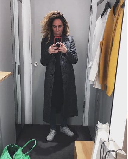 Amalia nació en Cali, Colombia en 1986. Cursó Estudios Literarios en la Pontificia Universidad Javeriana de Bogotá.