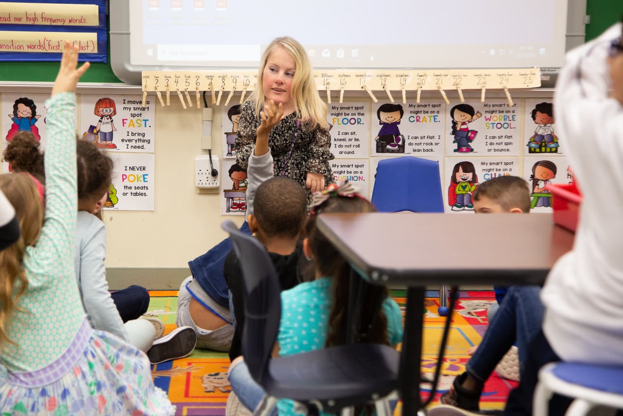 Regresan las clases presenciales en Nueva Jersey, aclara tus dudas en el foro virtual