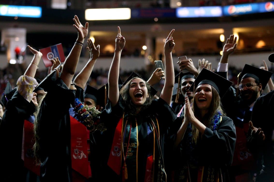 Cancelan ceremonias de graduación en universidades de la zona debido a emergencia por coronavirus
