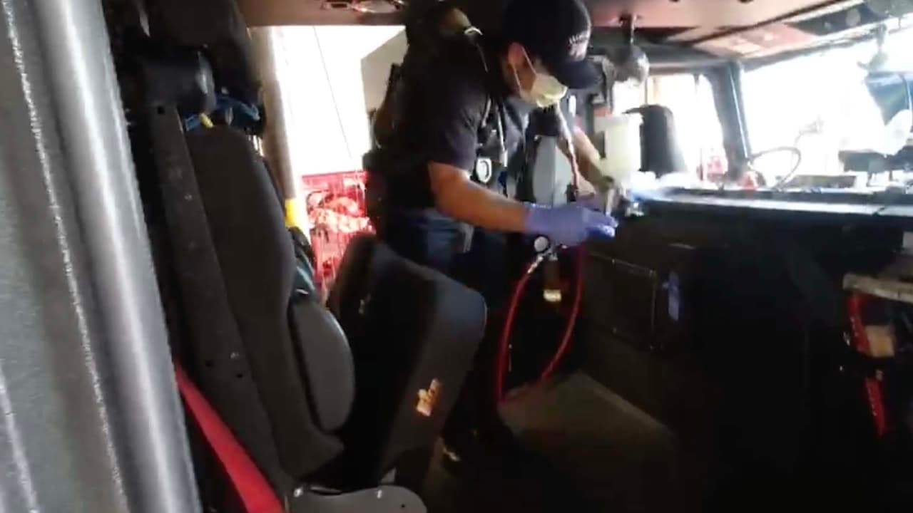 Luego de haber rociado los objetos se debe esperar por lo menos 10 minutos para que desinfecte adecuadamente.