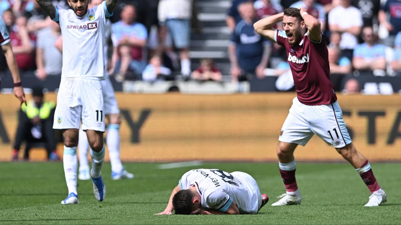 Ashley Westwood sufre escalofriante lesión en la Premier League