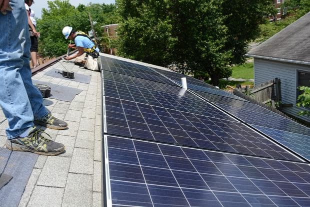 Los apagones en California también afectan a los usuarios con paneles solares