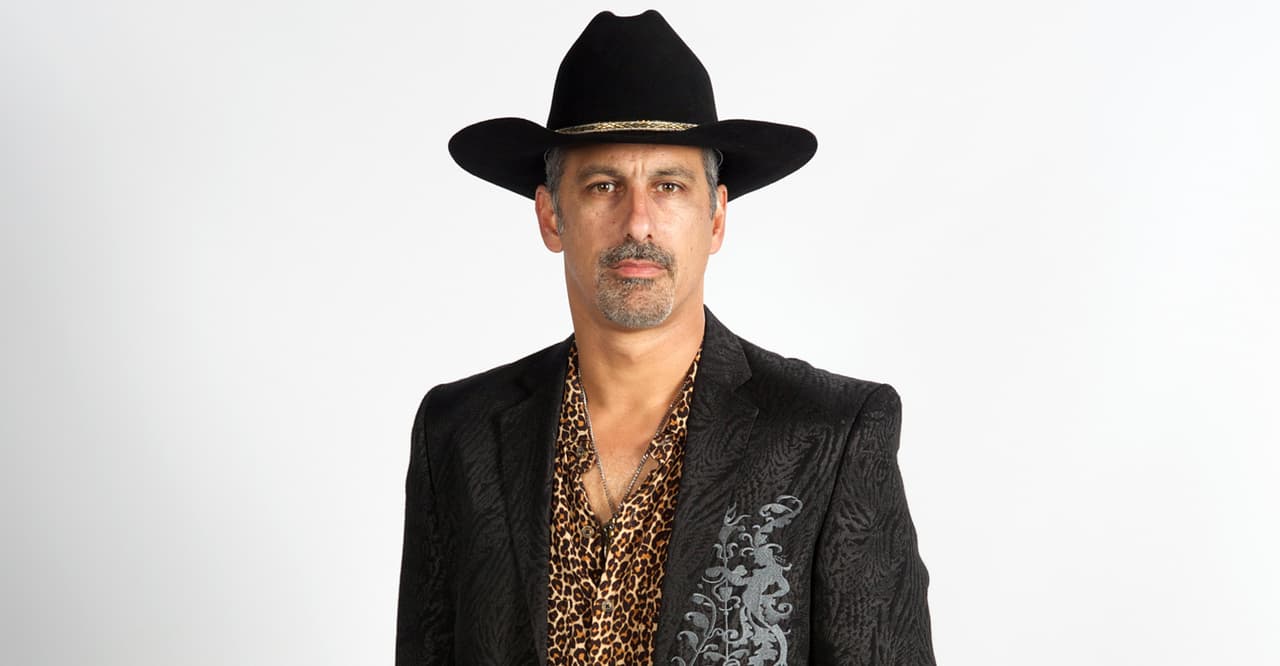 Julio Bracho pronto llegará a UniMás con una historia que no te dejará despegarte de la pantalla.