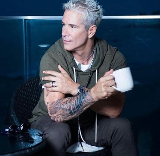 Fernando Carrillo puso un alto a la violencia, "porque si así es antes de casarte, esto no es. Y si estos celos son tan enfermizos. Y sí, fue como una gran apertura de ojos".