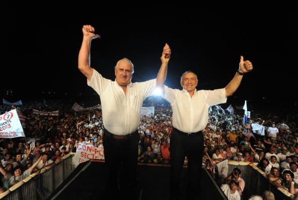 En los años siguientes, una serie de fallos judiciales confirmaron y anularon las distintas condenas por los procesos abiertos en su contra, hasta que finalmente la Corte Suprema le otorgó la libertad el 31 de julio de 2007, cuando se cumplía la mitad de su sentencia por la asonada de 1996, y tres meses después la anulaba por completo, tras aceptar el testimonio de altos mandos militares que negaron los hechos.