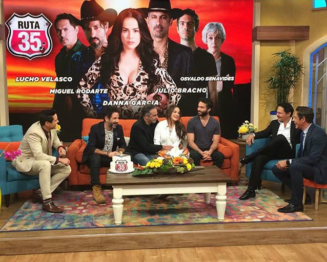El elenco de Ruta 35 está en casita para darnos todos los detalle de esta nueva serie. (12 de enero, 2015)