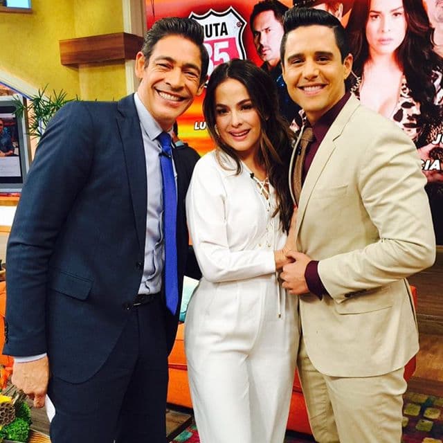 La guapísima Danna García está en nuestra casita. (12 de enero, 2016)