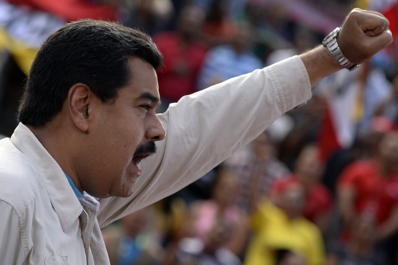 Maduro extiende por tres meses más decreto de emergencia económica en Venezuela 