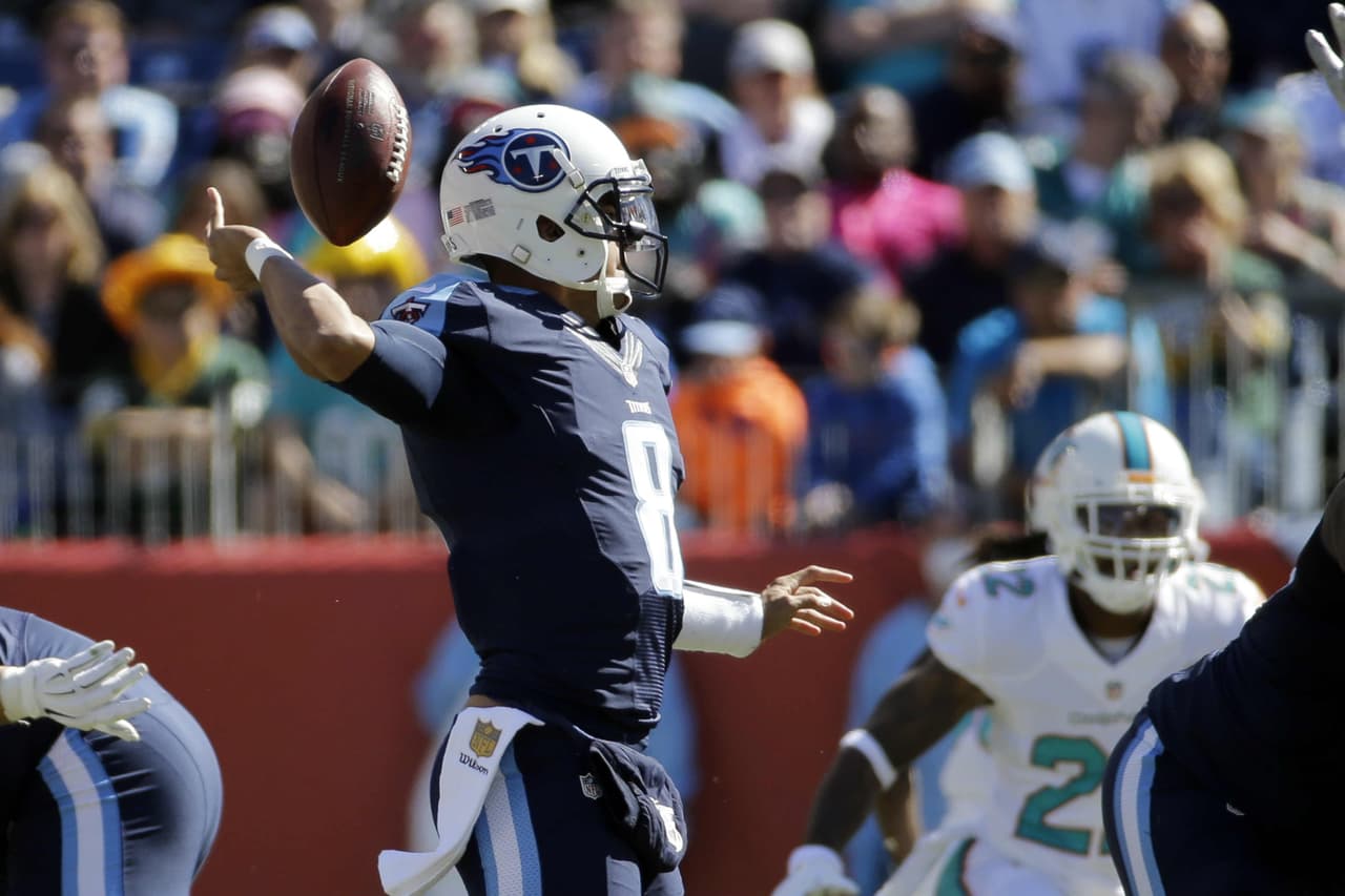 Marcus Mariota no pudo entrenar pero espera estar listo contra los Falcons en la Semana 7