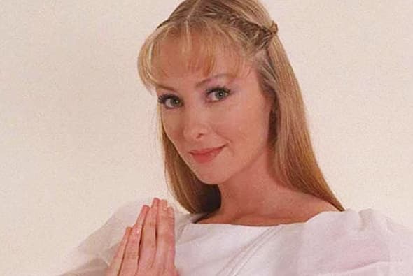 Marisol Santacruz siempre destacó por la belleza de su rostro, incluso ganó el certamen de belleza que realizaba el diario 'El heraldo de México' en 1989.