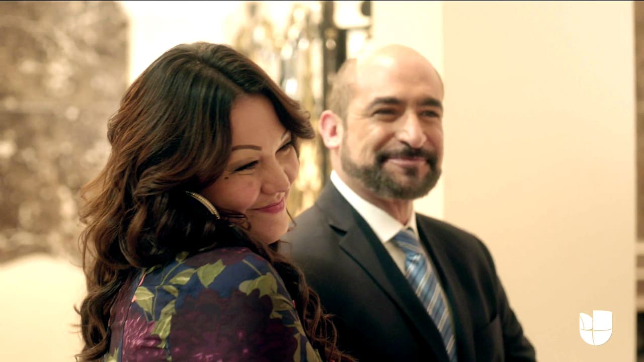 ‘La Diva’ hizo una reunión familiar para anunciar su compromiso con Esteban.