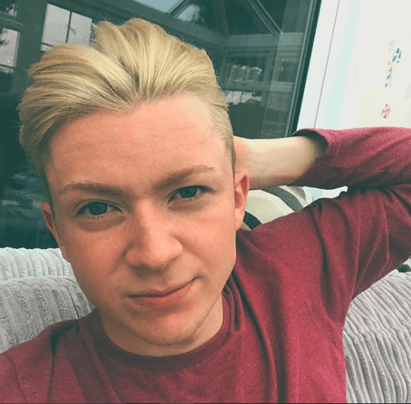 Asimismo, Oliver también cuenta con 15.7 followers a través de su cuenta pública en Instagram.