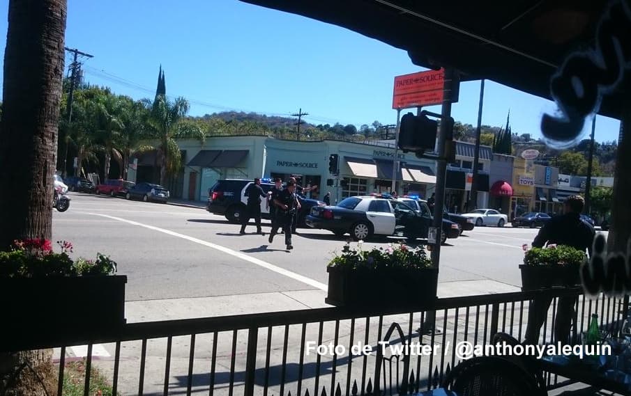 Hombre y paquete sospechoso provocan movilización policiaca