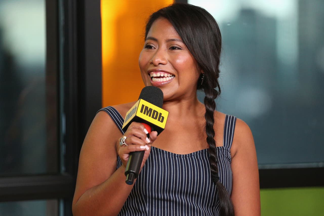 Además, muchas madres se han inspirado en ella, pues su nombre 
<a href="https://www.univision.com/shows/despierta-america/yalitza-aparicio-sigue-dejando-huella-muchas-ninas-han-sido-registradas-en-mexico-con-su-nombre-video">es uno de los más elegidos</a> para las niñas recién nacidas en el estado de México.