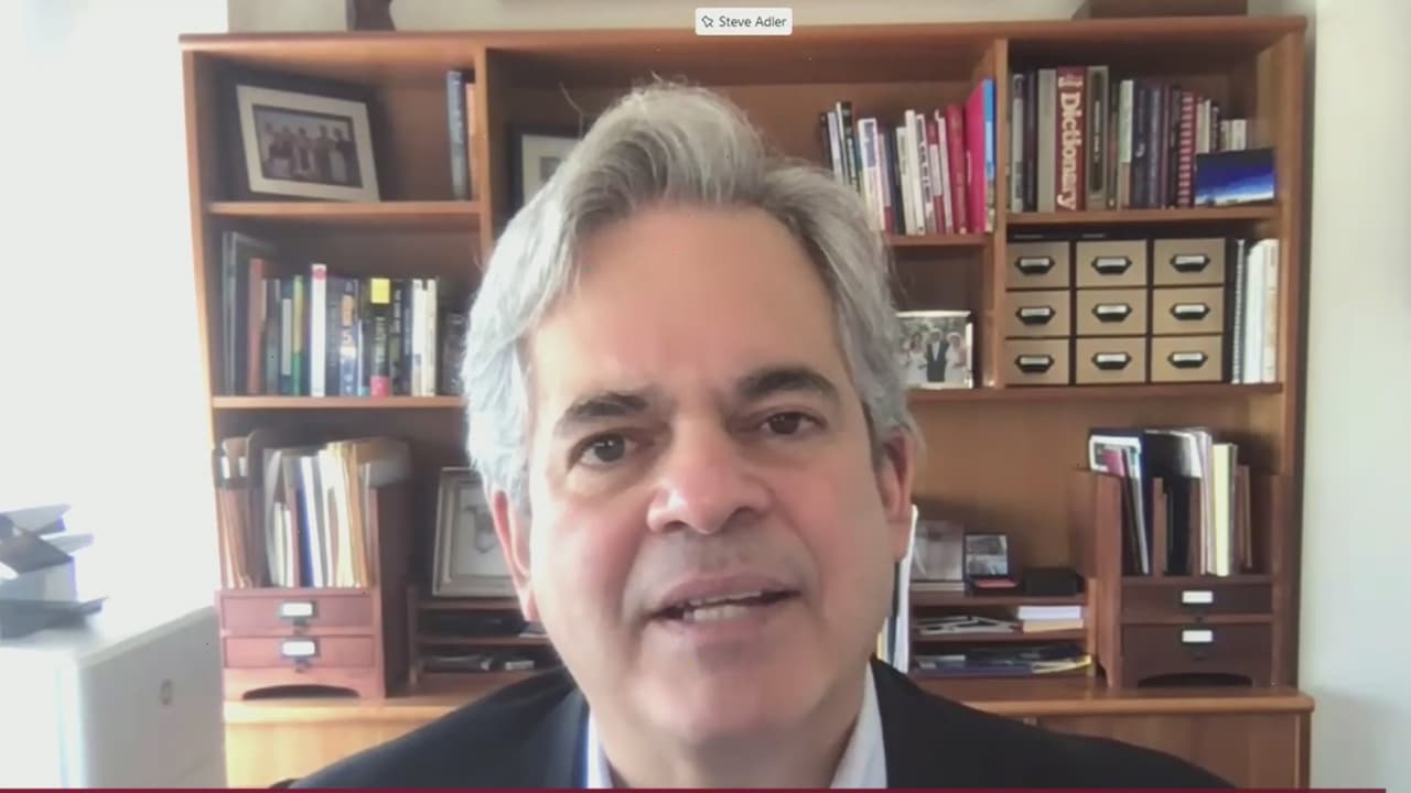 Alcalde de Austin envía mensaje en español tras aumento de casos de coronavirus en la comunidad hispana