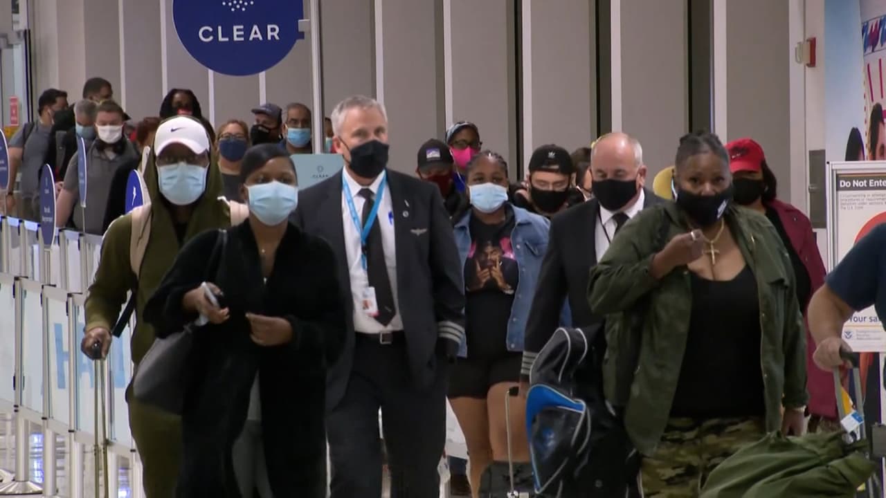 Urgen a personas que viajaron en Navidad a realizarse pruebas de COVID-19