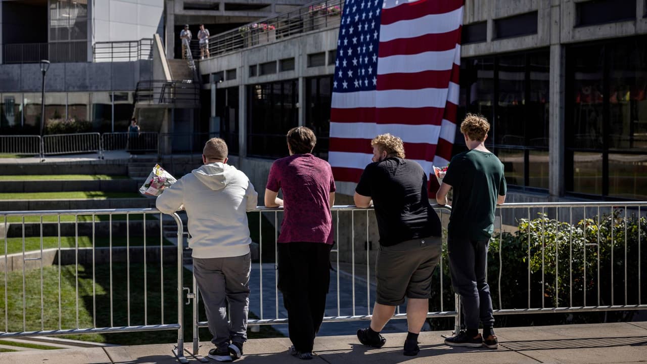 El regreso a Utah Valley University, tras el atentado mortal contra Charlie Kirk