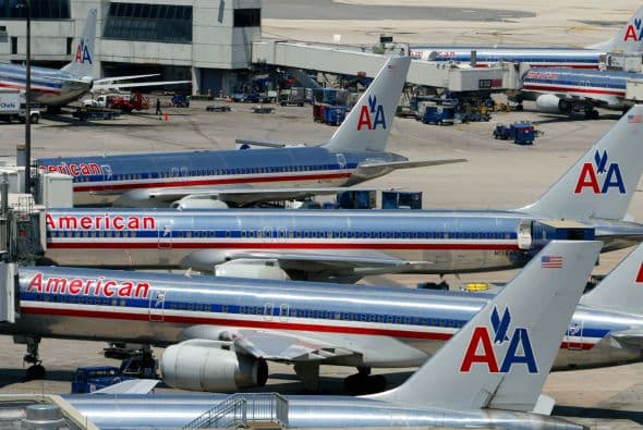 Cuando esta semana buscó el amparo de la ley de bancarrotas para tratar de reorganizar sus finanzas, fue como revivir lo sucedido con Pan American y TWA, otras dos aerolíneas históricas, que fueron símbolo del espíritu empresarial estadounidense antes de fundirse.