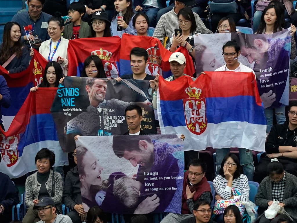 Los fanáticos serbios brindaron su apoyo a 'Nole' de principio a fin en el torneo en que no perdió un solo set.