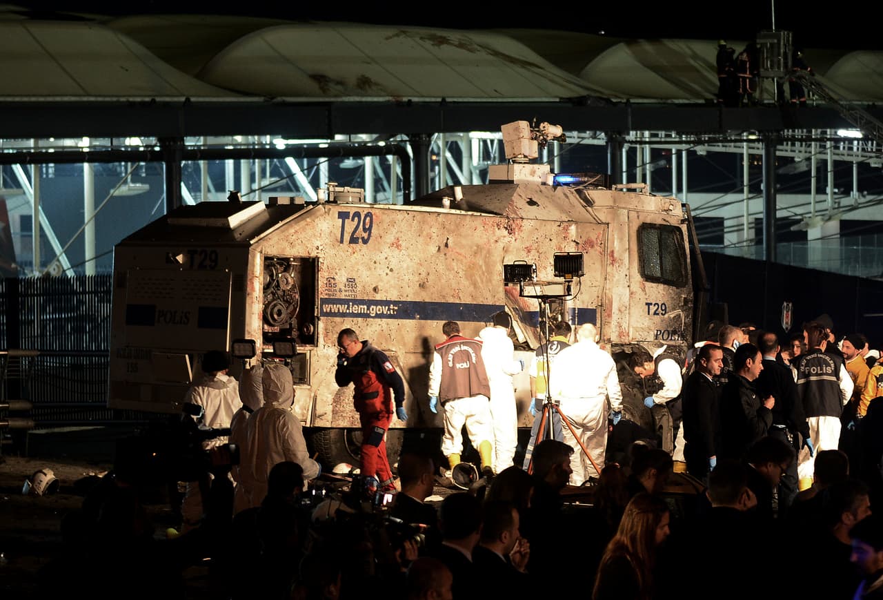 El 10 de diciembre de 2016 hubo un doble atentado en el estadio del Besiktas, uno de los artefactos explosivos detonó, provocando un un total de 44 muertos.