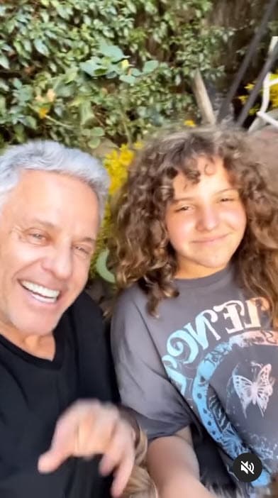 <b>"Es una niña inteligente",</b> mencionó sobre su hija menor, "y siempre se le ha hablado con verdad y claridad".
<br>