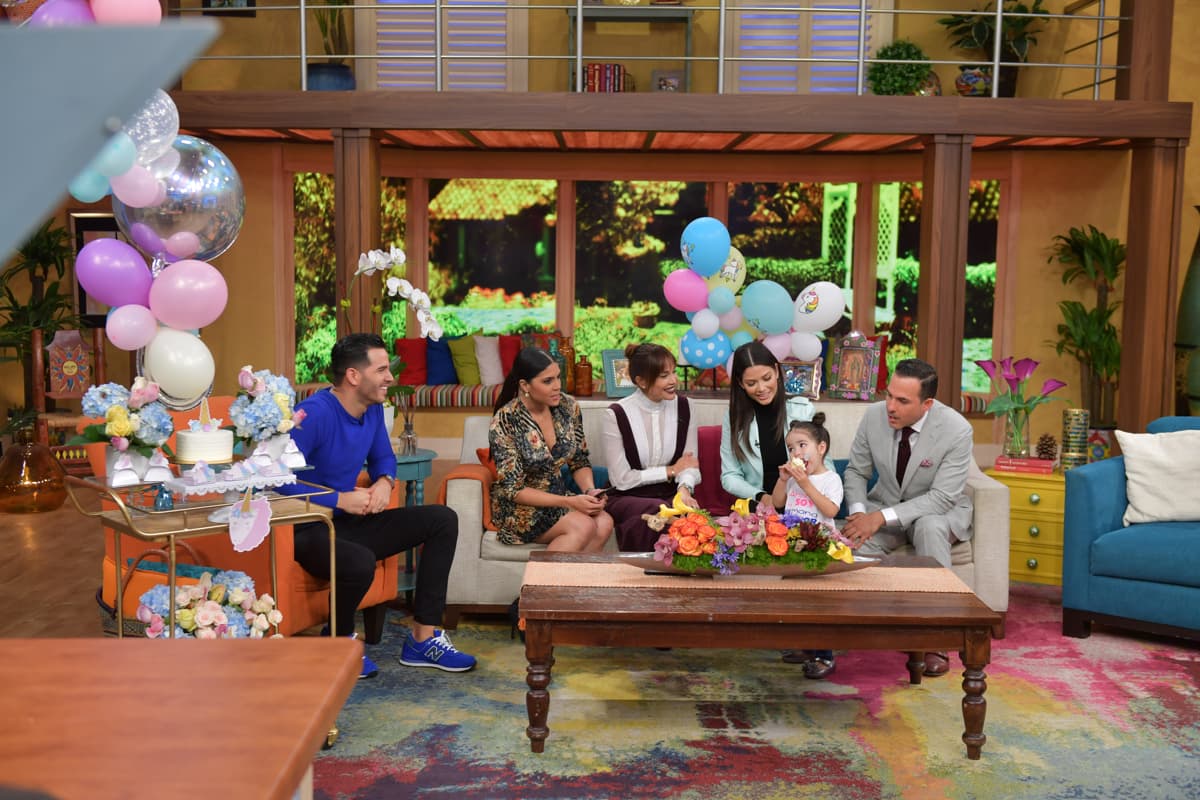 Mientras tanto Giulietta disfrutaba de un delicioso panquecito.