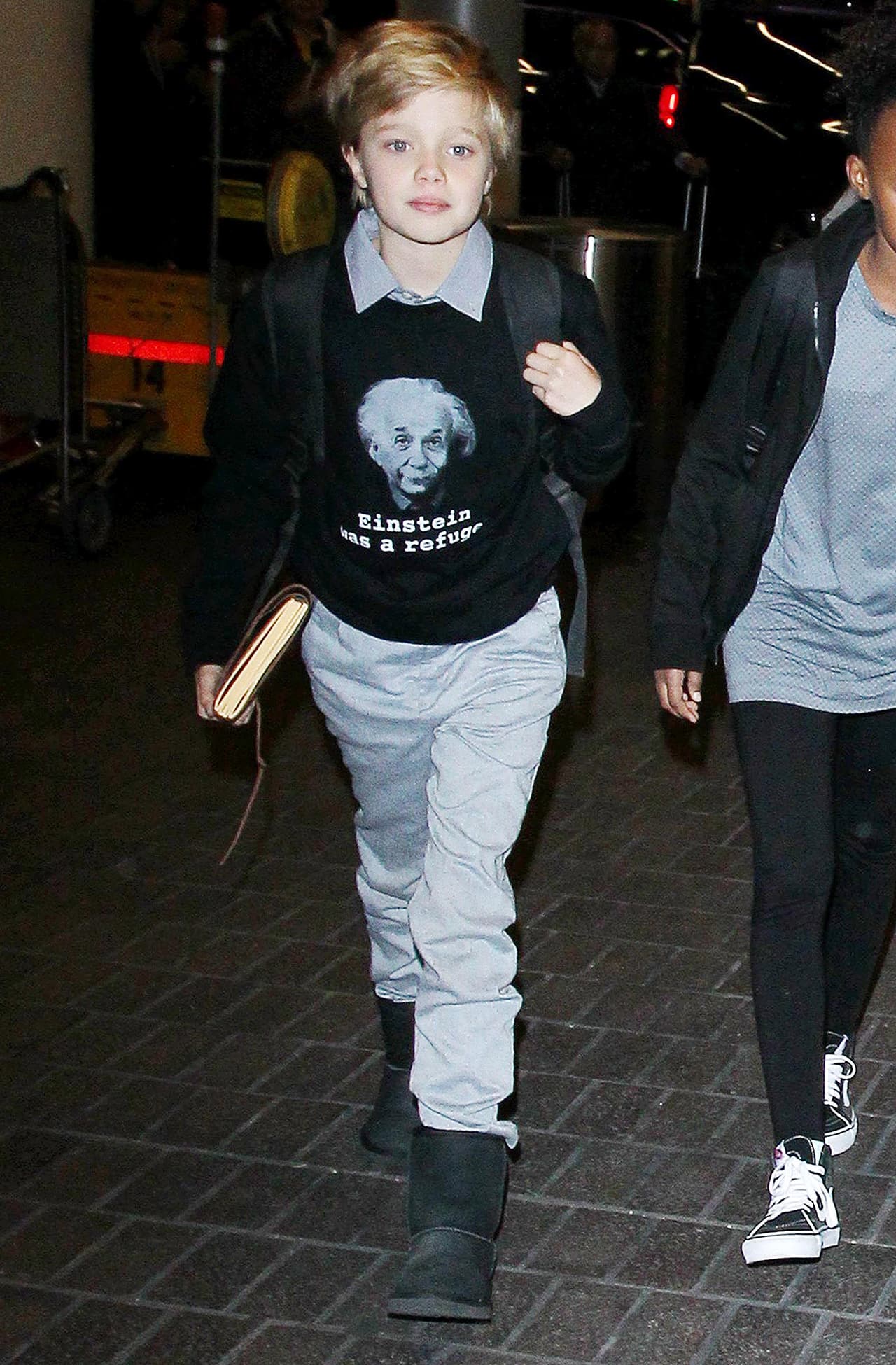 Según declaraciones de la propia Angelina, Shiloh comenzó a explorar su identidad sexual desde los 3 años de edad.