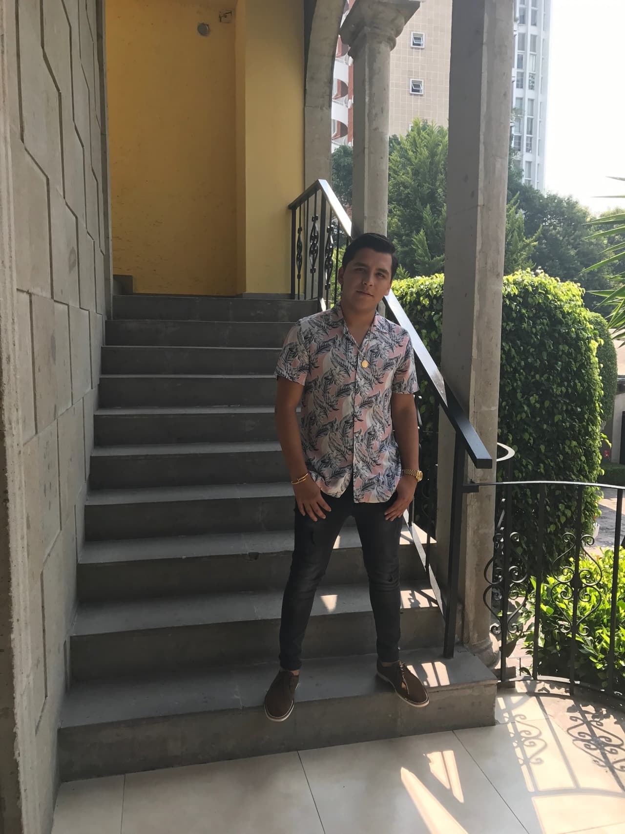 Recientemente estuvo en la Ciudad de México, para promover sus recientes canciones y dar a conocer el video de 'Yo no sé mañana'.