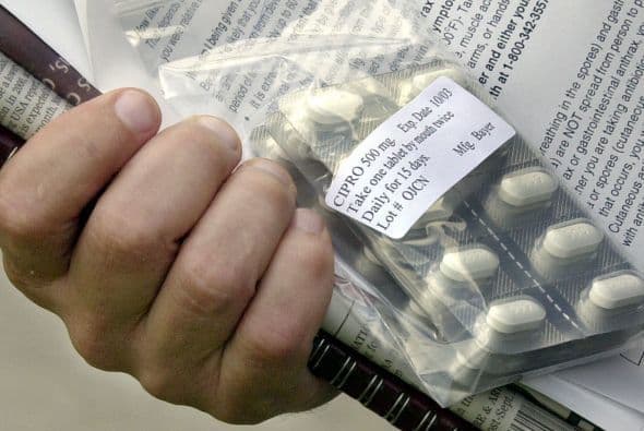 Vaz, quien es directora del Programa de Tratamiento con Antibióticos para Pacientes Ambulatorios de la Universidad de Oregón, aseguró que aún hay poco progreso para corregir estas ideas erróneas.