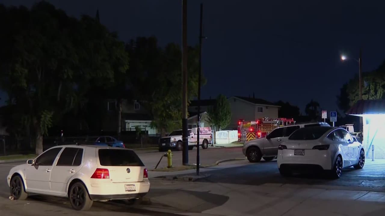 Dos hermanos mueren tras explosión en un complejo de apartamentos en Bell Gardens