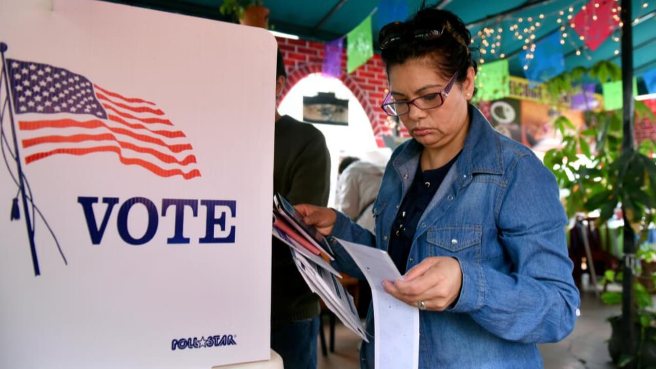 Estados Unidos se prepara para los comicios de noviembre y Texas es uno de los estados que cuenta con más votos electorales, los cuales podría definir una elección, por lo que se espera que 3.9 millones de latinos habilitados salgan a las urnas. 
<br>
<br>“Una manera en la que podemos ganar el respeto y dignidad que merecemos es con el voto”, dijo Christina Ramírez, ‘President Next Gen América’.