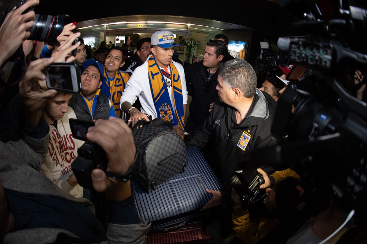 La llegada de Carlos Salcedo a Monterrey causó revuelo y el futbolista espera que su paso por Tigres genere lo mismo en lo deportivo.