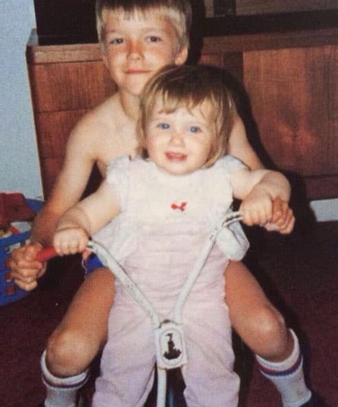 David también ha compartido esta imagen con su hermanita menor. ¡Qué tiernos!