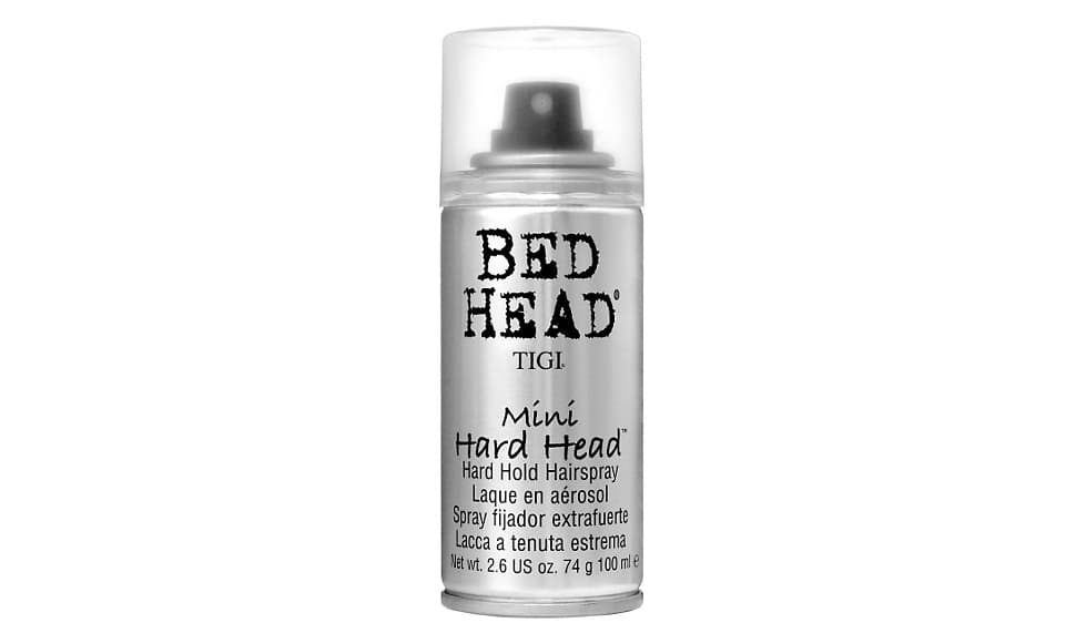 10. MINI HARD HEAD, Tigi, Target, $5.99 dólares | Este spray fija a la perfección tus peinados, es ideal para cuando no quieres que se te mueva ni un pelito. Tienes que aplicar poco a poco, si no quieres quedar con una especie de casquito, pues entre más apliques logras más fijación y se endurece más el pelo.
<br>