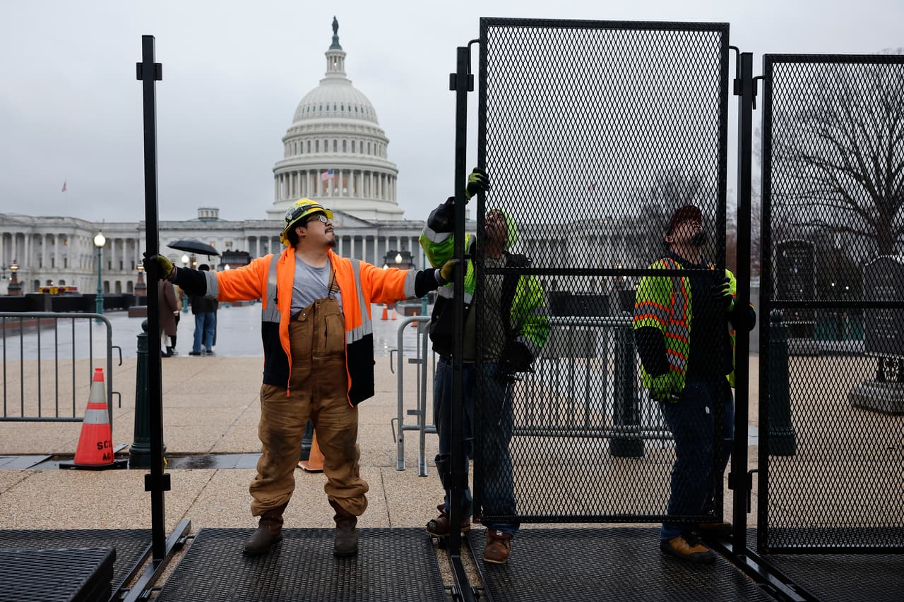 Para hacer posible un mayor control en la zona, se han levantado vallas.
