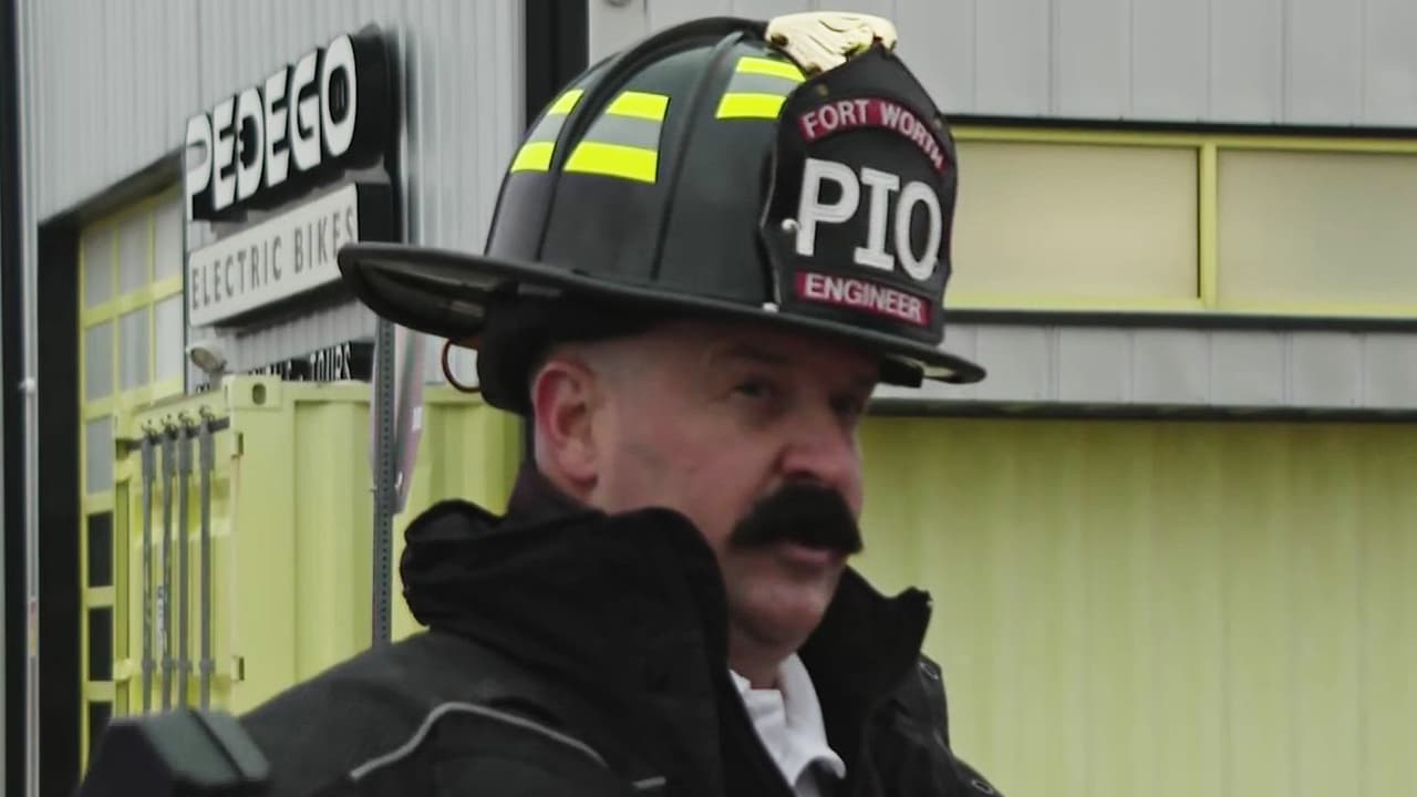 Evacuan a un centenar de personas en el centro de Fort Worth por una fuga de gas